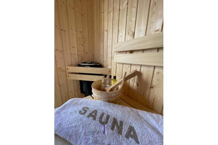 Hausboot Fjord Haven Mit Biosauna In Barth Ngoại thất bức ảnh